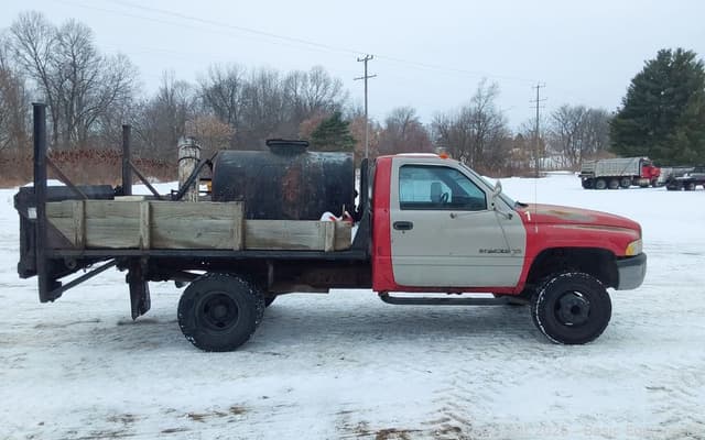 Image of Dodge Ram 3500 equipment image 4