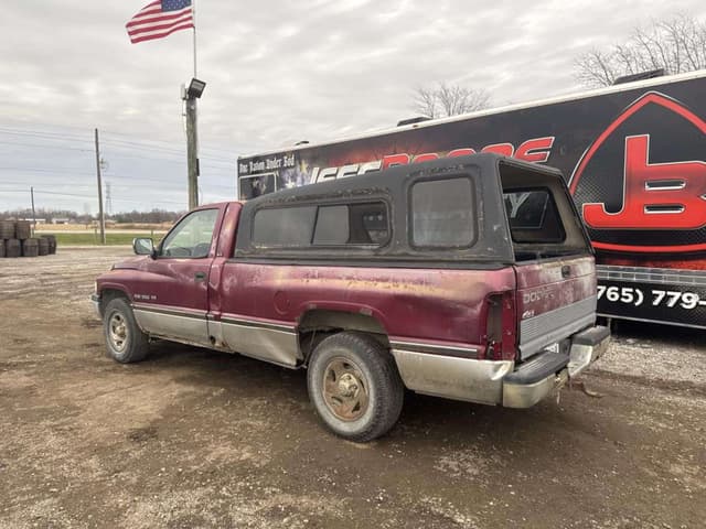 Image of Dodge Ram 1500 equipment image 1
