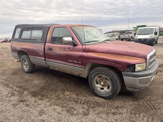 Image of Dodge Ram 1500 equipment image 4