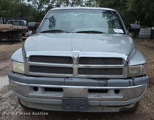 Image of Dodge Ram 1500 equipment image 1