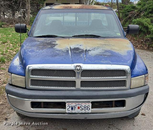 Image of Dodge Ram 1500 equipment image 2