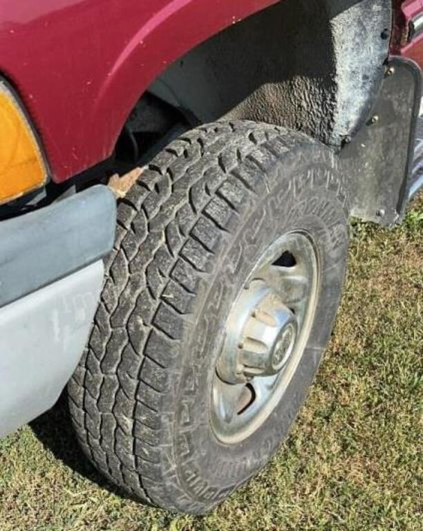 Image of Dodge Ram 2500 equipment image 2