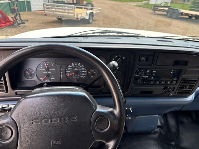Image of Dodge Ram 3500 equipment image 4