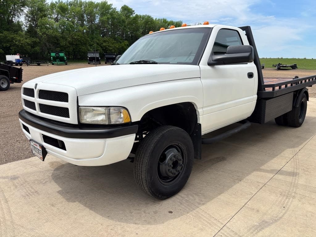 Image of Dodge Ram 3500 Primary image