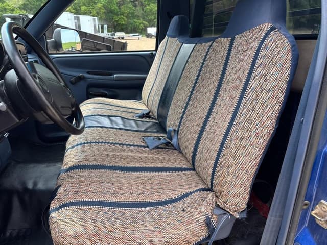 Image of Dodge Ram 3500 equipment image 3