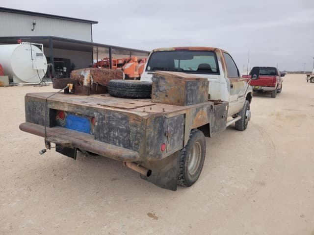 Image of Dodge Ram 3500 equipment image 4