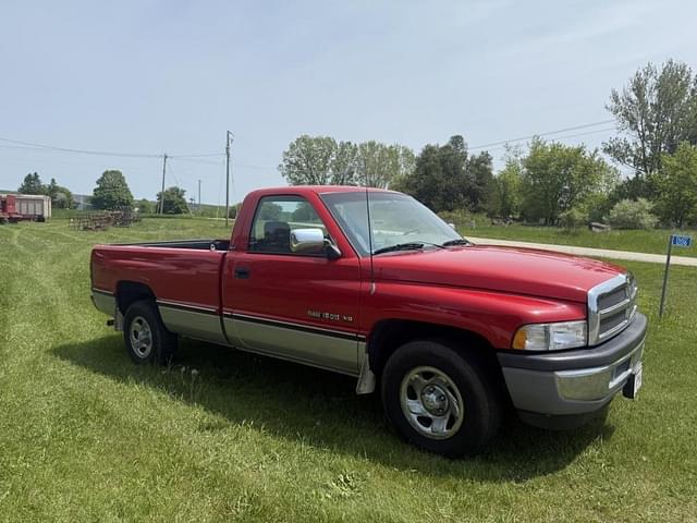 Image of Dodge Ram 1500 equipment image 1