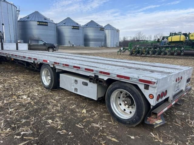 Image of Featherlite 1020 equipment image 3