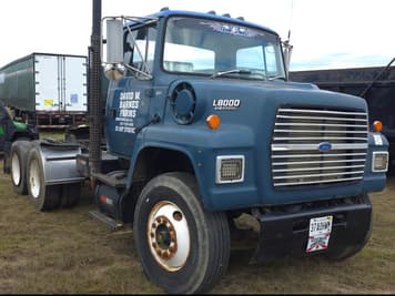 Main image Ford F-8000