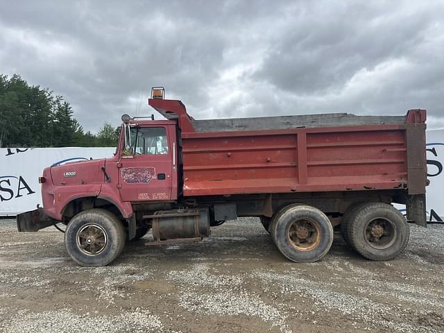 Image of Ford 8000 equipment image 1