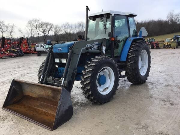 Image of Ford 8240 equipment image 1