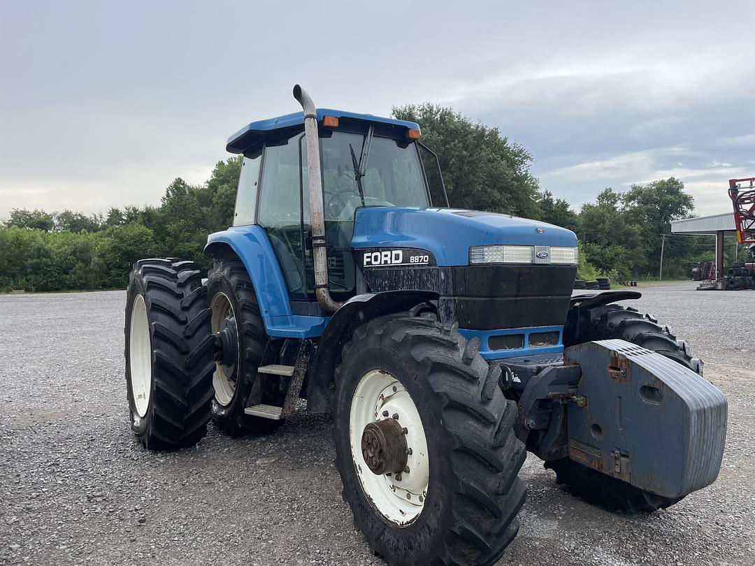 Image of New Holland 8870 Primary Image