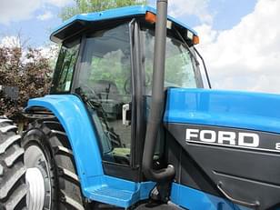 Main image New Holland 8870 12