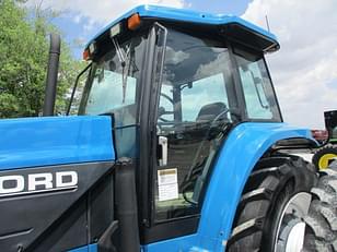 Main image New Holland 8870 19