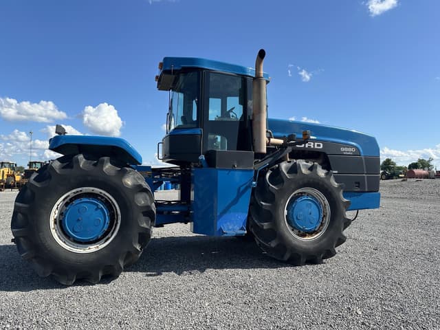 Image of Ford 9880 equipment image 3