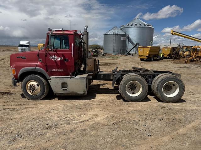 Image of Ford Aeromax L9000 equipment image 1
