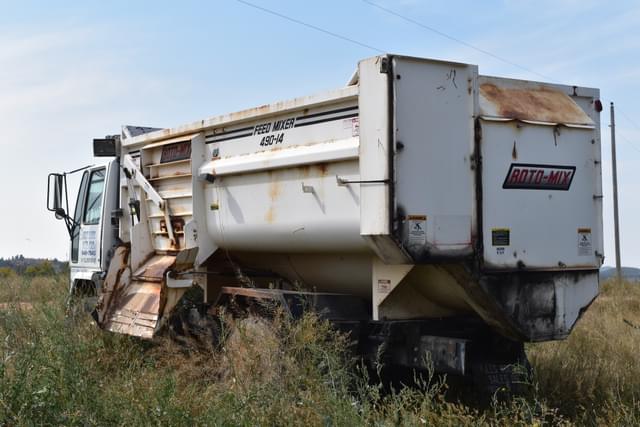 Image of Ford CF8000 equipment image 2