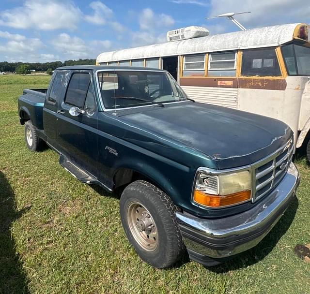 Image of Ford F-150 equipment image 2