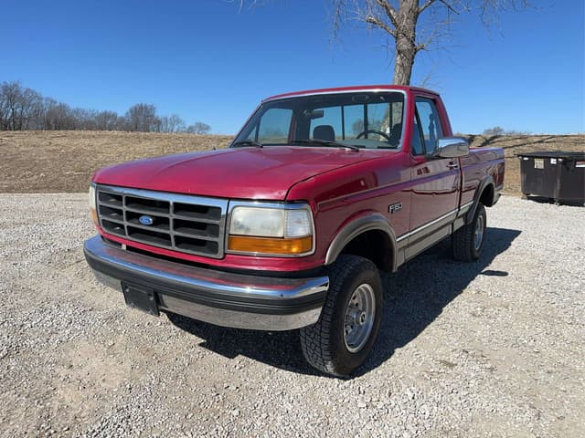 Image of Ford F-150 equipment image 2