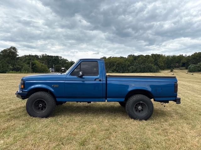 Image of Ford F-150 equipment image 1