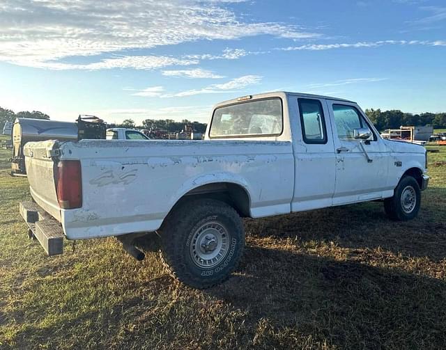 Image of Ford F-150 equipment image 2