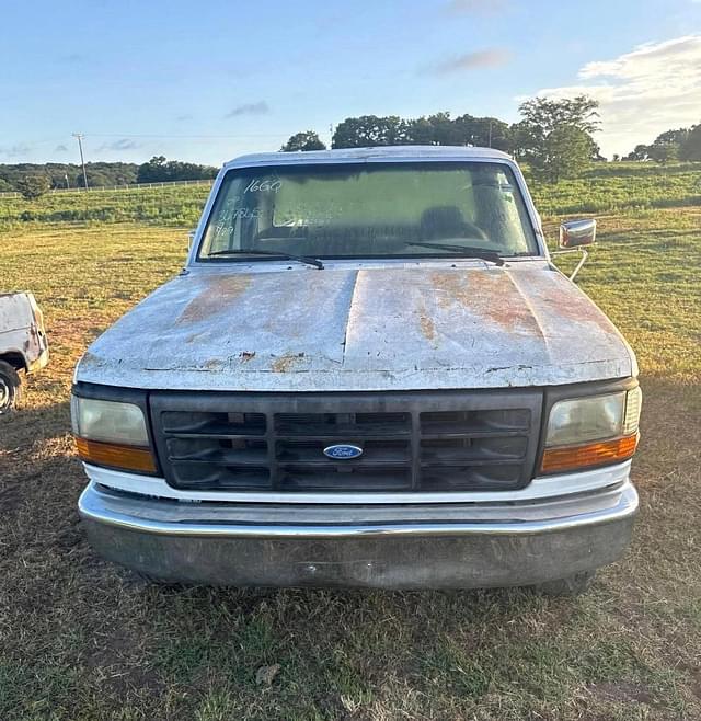 Image of Ford F-150 equipment image 1