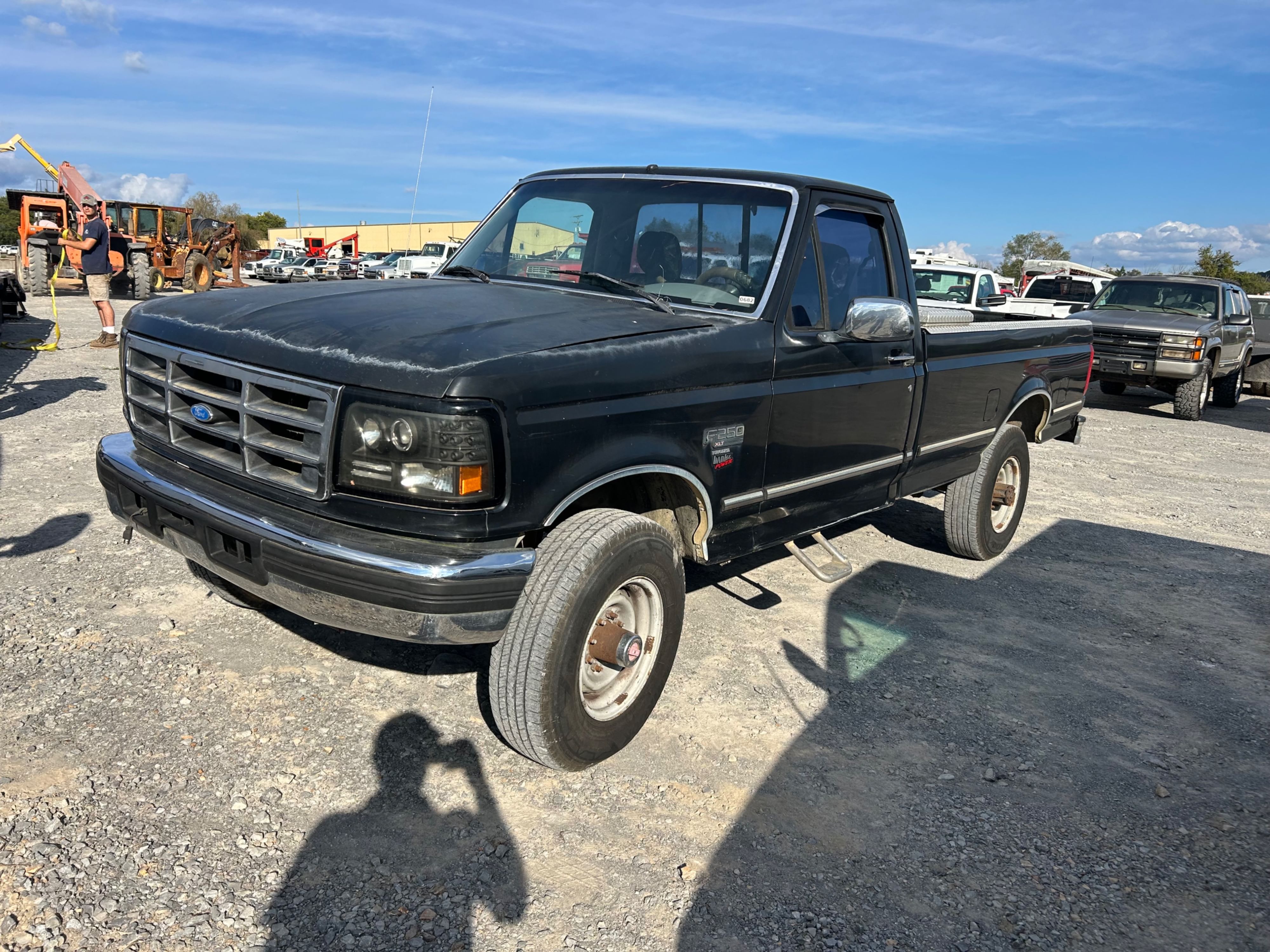 1994 Ford F-250 Equipment Image0
