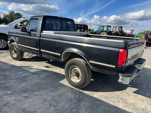 Image of Ford F-250 equipment image 2