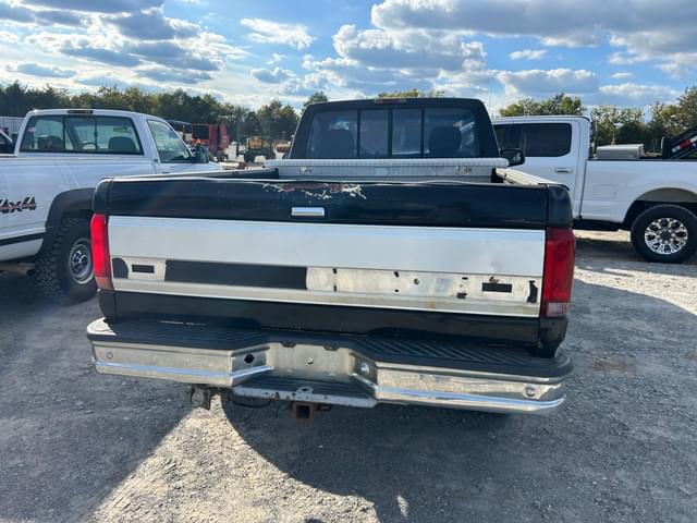 Image of Ford F-250 equipment image 3