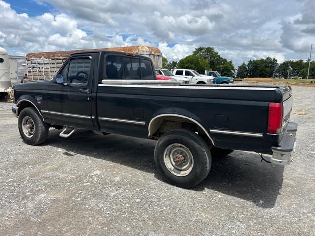 Image of Ford F-250 equipment image 1
