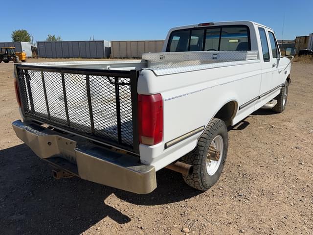 Image of Ford F-250 equipment image 4