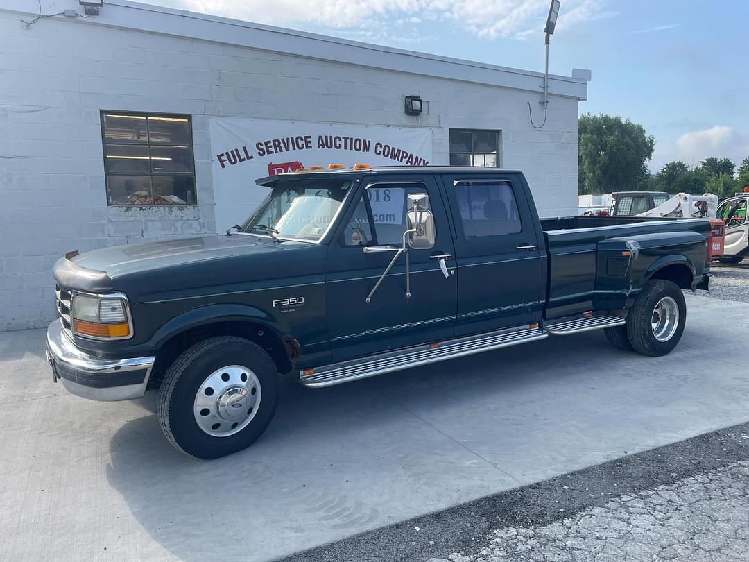 Image of Ford F-350 Primary image
