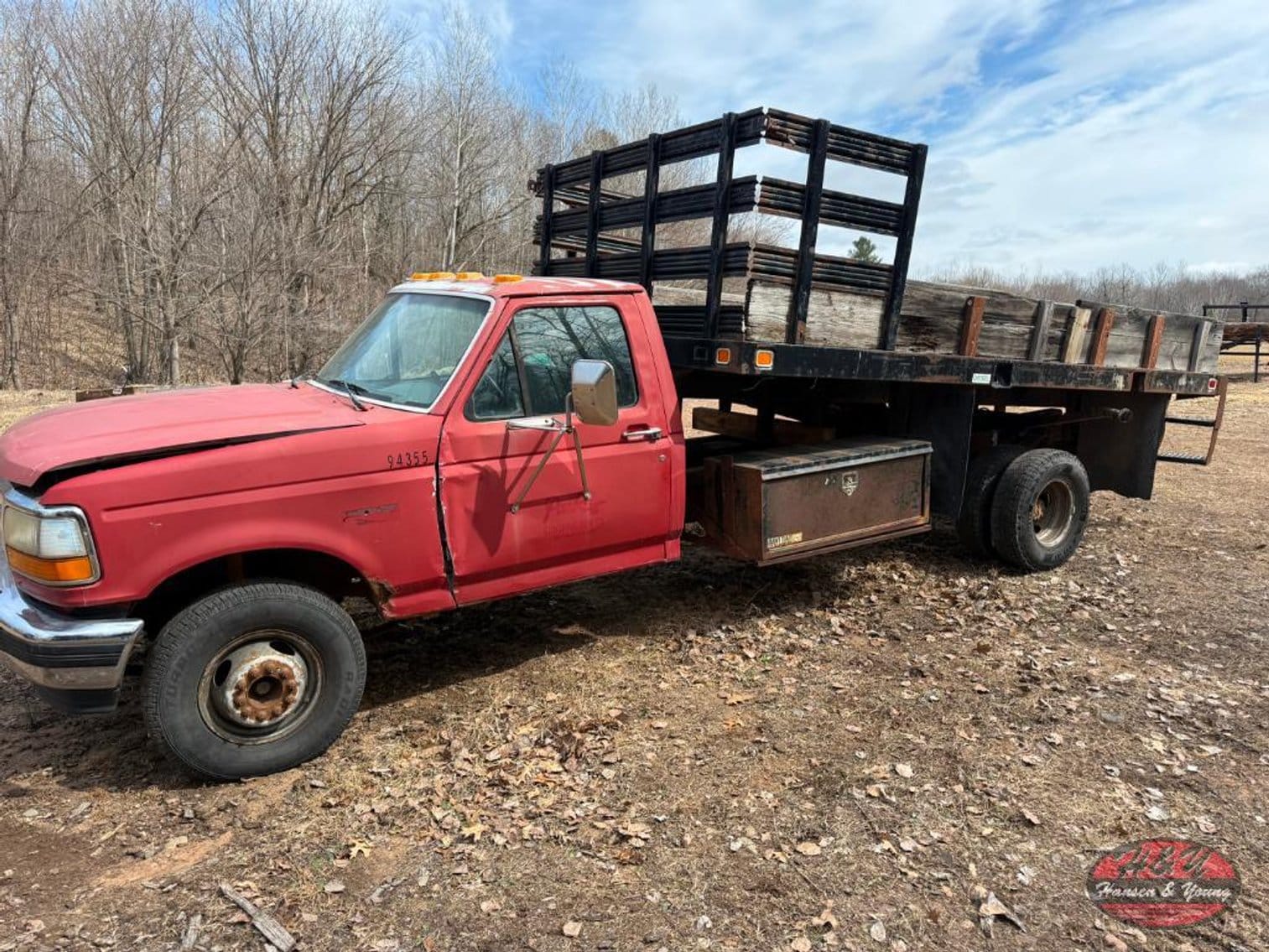 1994 Ford F-450 Equipment Image0