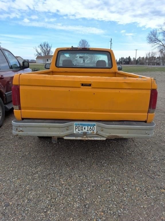 Image of Ford F-150 equipment image 3