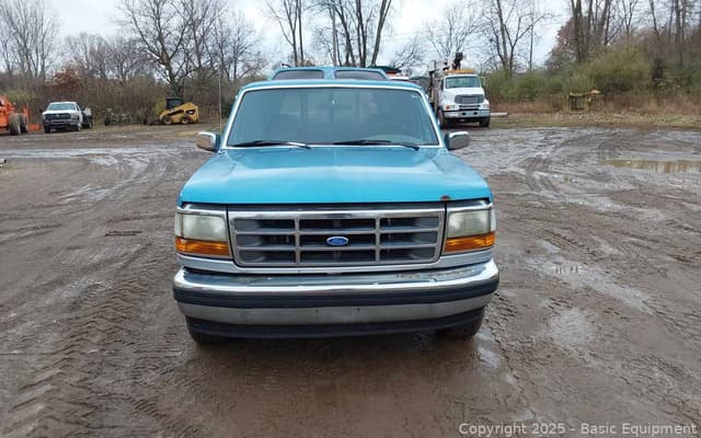 Image of Ford F-150 equipment image 2