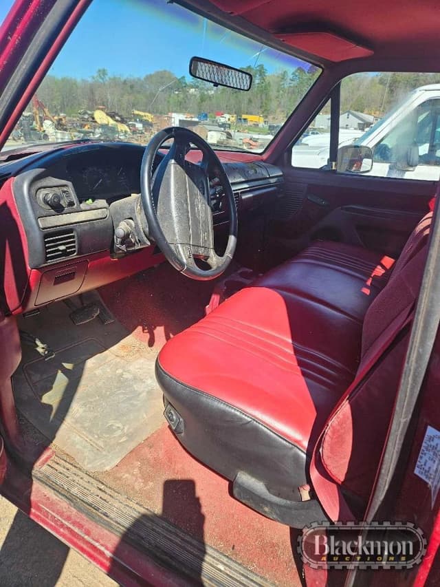 Image of Ford F-150 equipment image 3