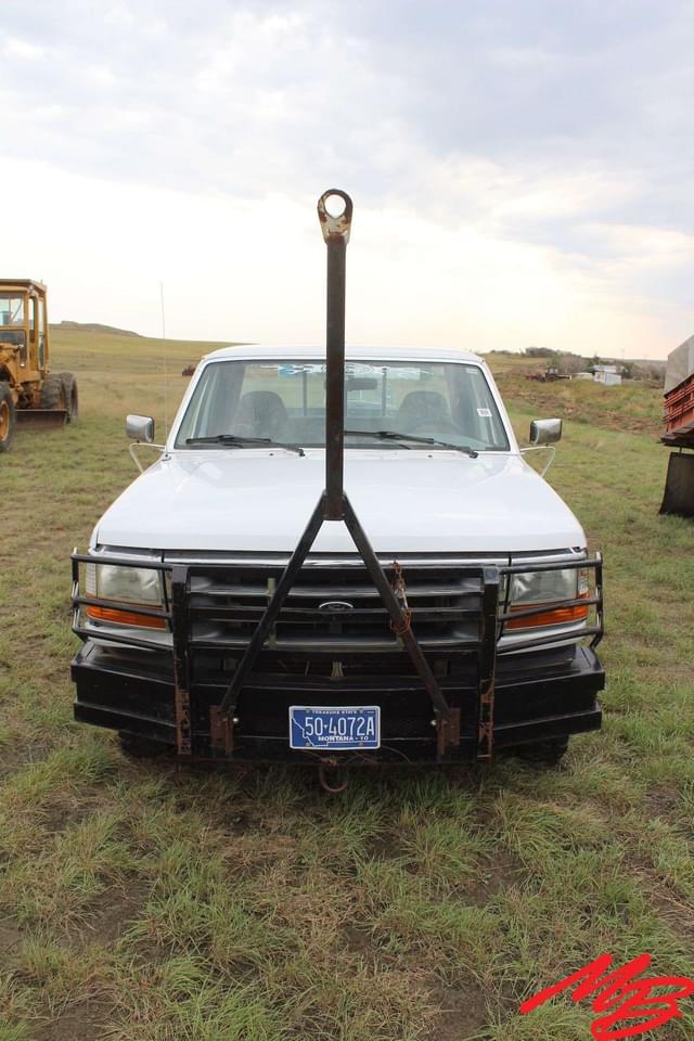 Image of Ford F-150 equipment image 1
