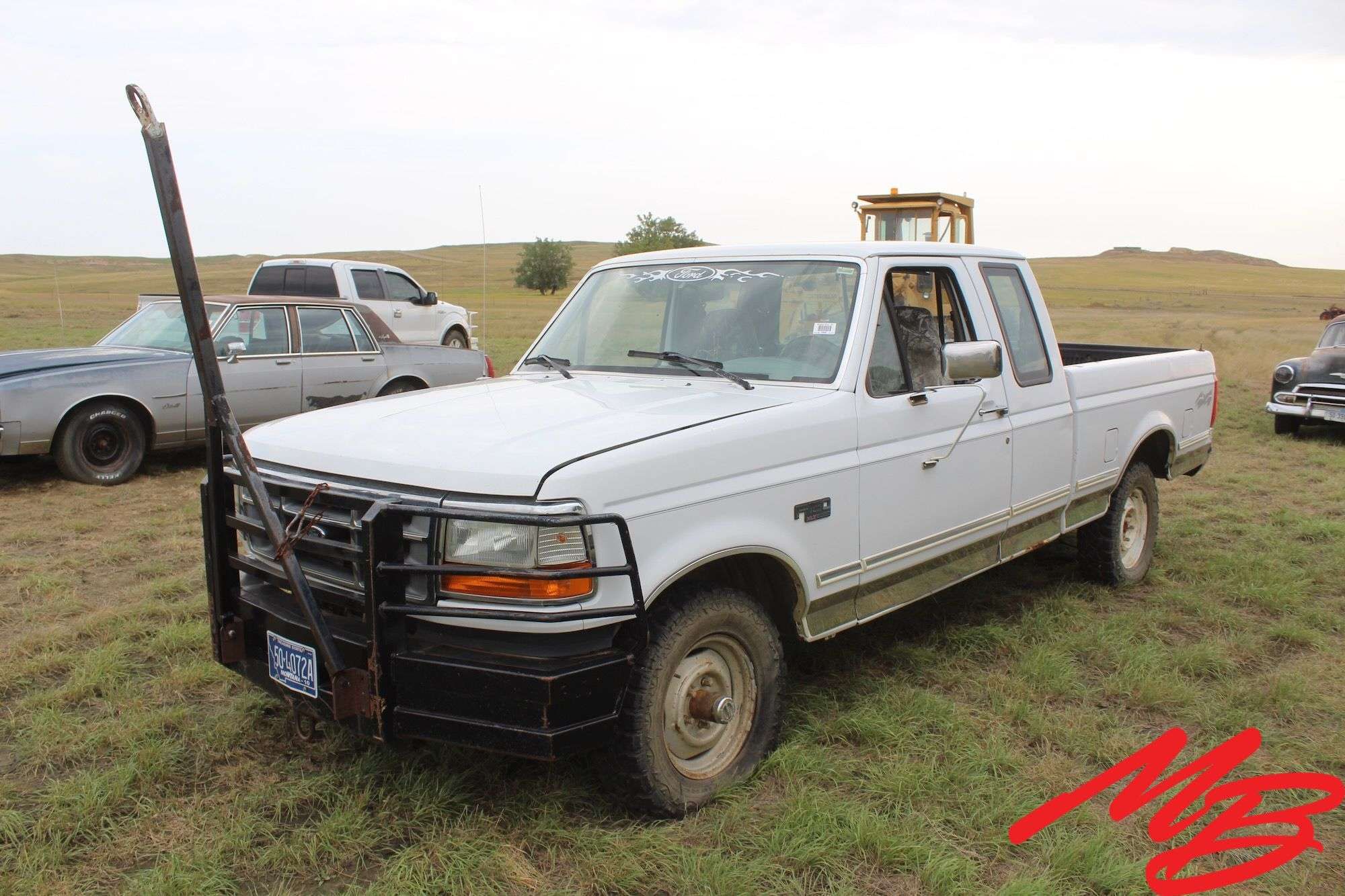 1994 Ford F-150 Equipment Image0