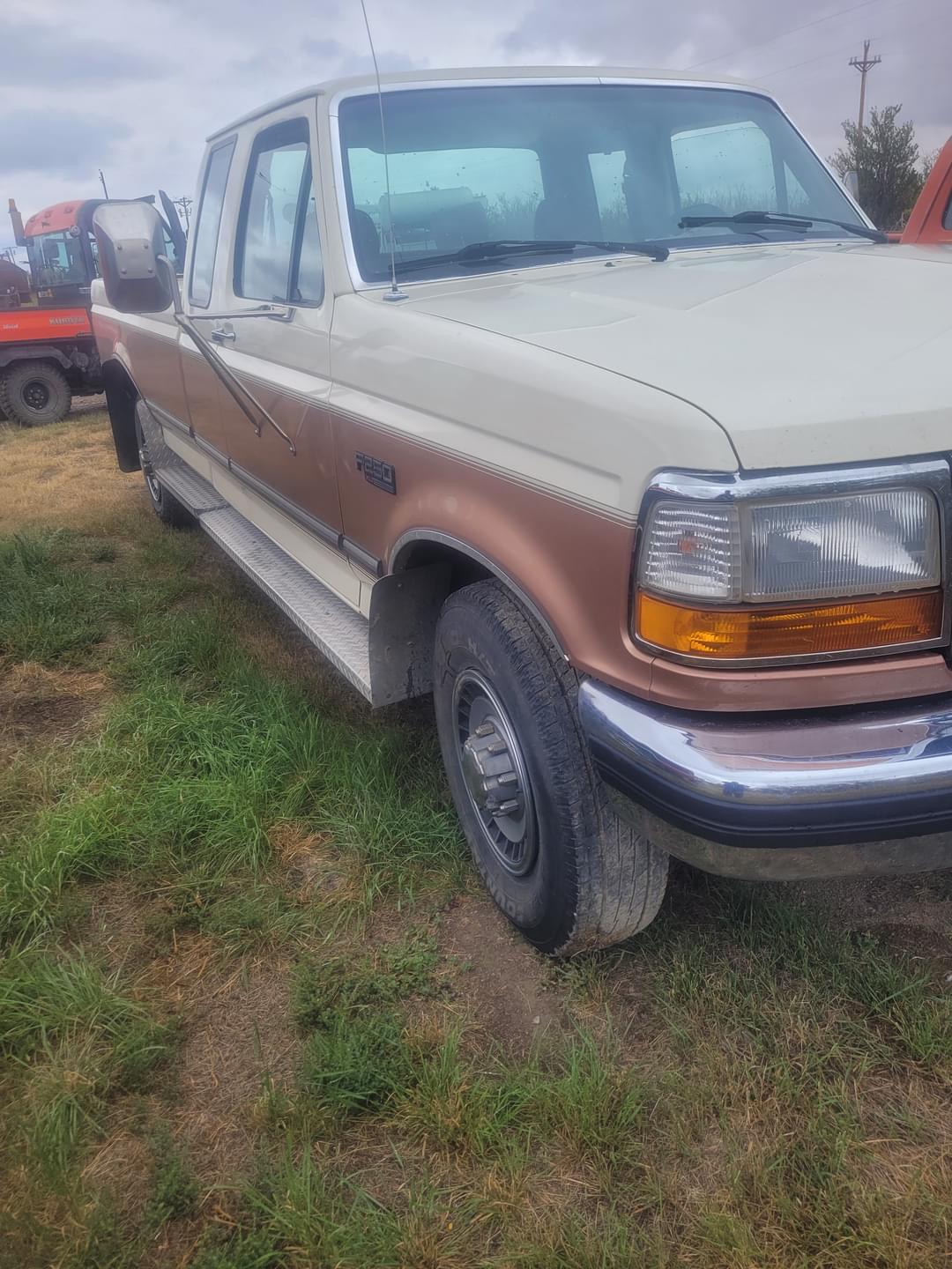 Image of Ford F-250 Primary image