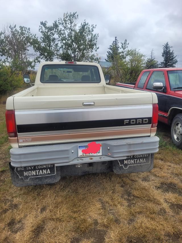 Image of Ford F-250 equipment image 2