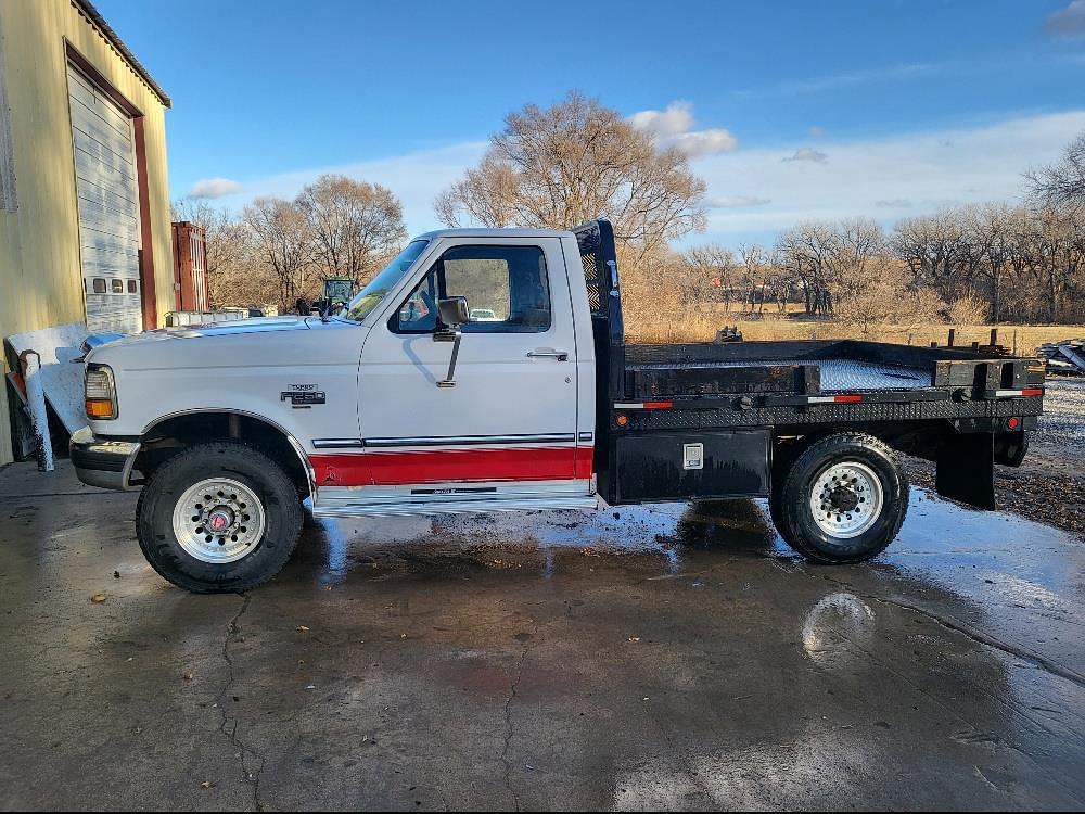 Image of Ford F-250 Primary image