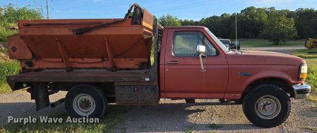 Image of Ford F-250 equipment image 3