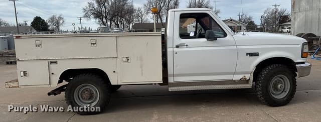 Image of Ford F-250 equipment image 3