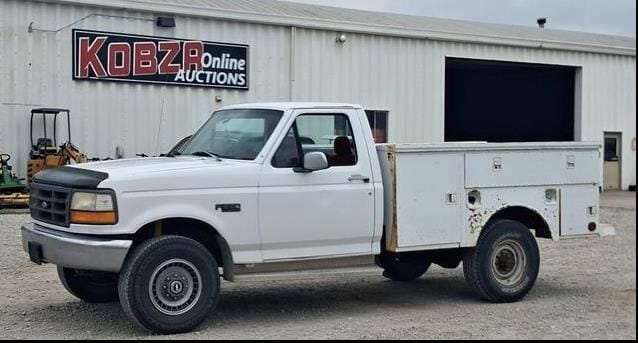 1994 Ford F-250 Equipment Image0
