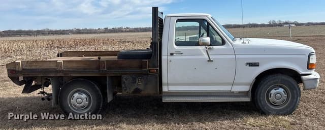 Image of Ford F-250 equipment image 3