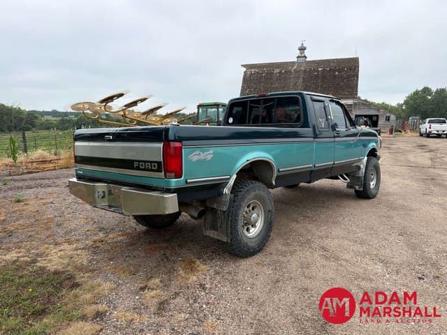 Image of Ford F-250 equipment image 3