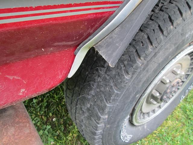 Image of Ford F-250 equipment image 4