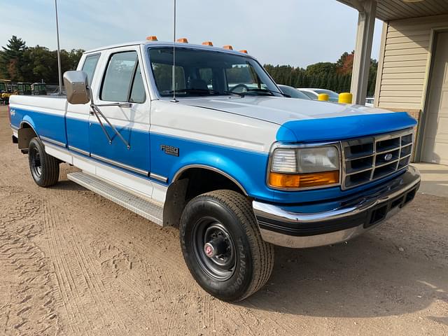 Image of Ford F-250 equipment image 2