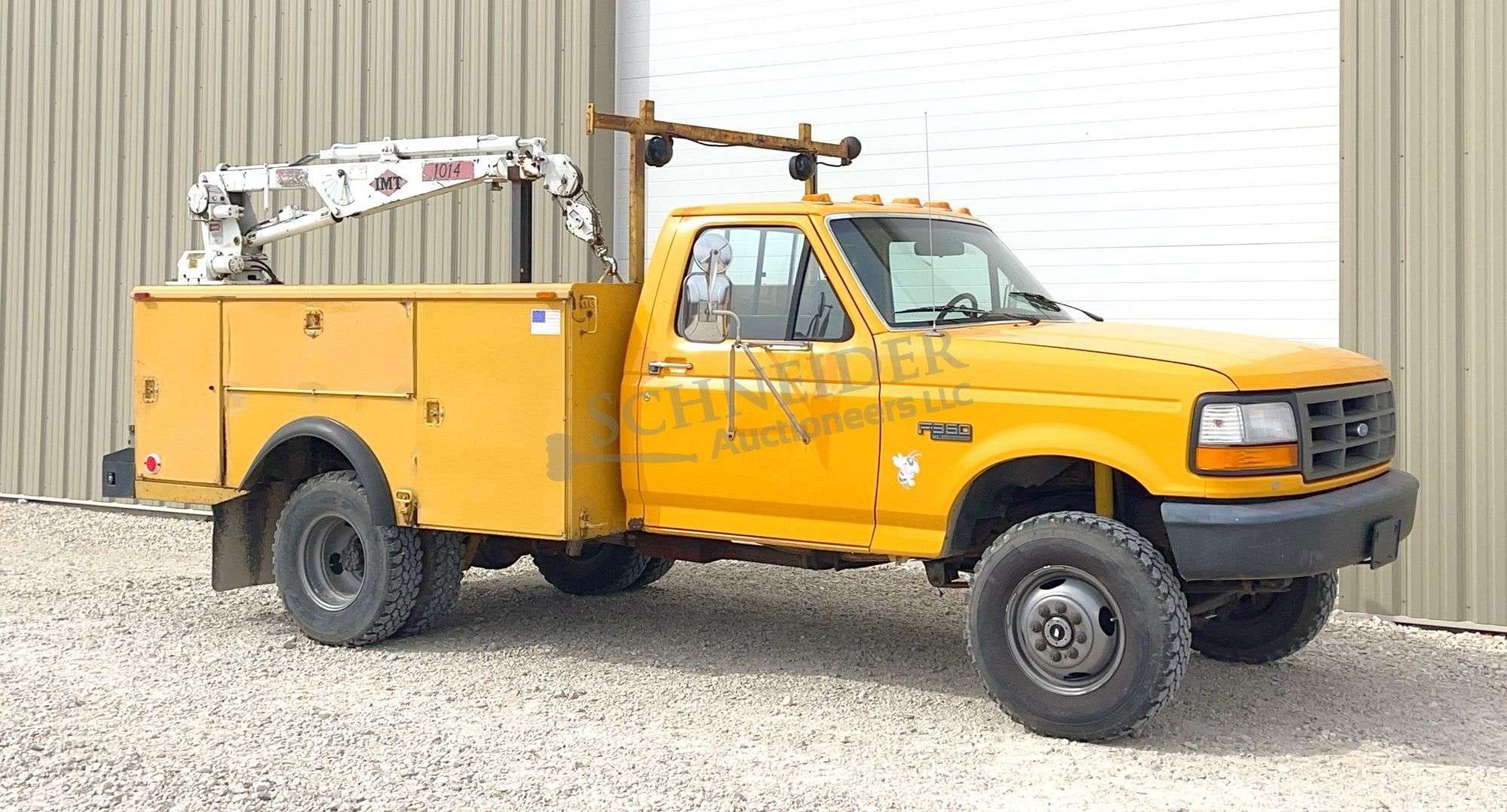 1994 Ford F-350 Equipment Image0