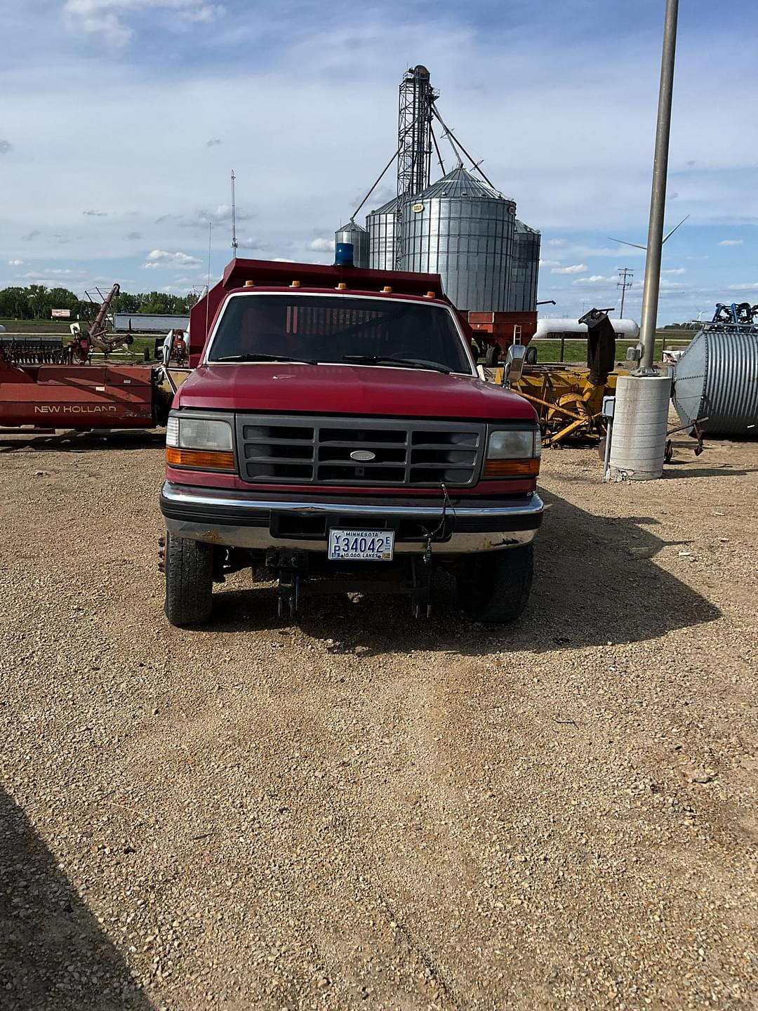 Image of Ford F-350 Primary image